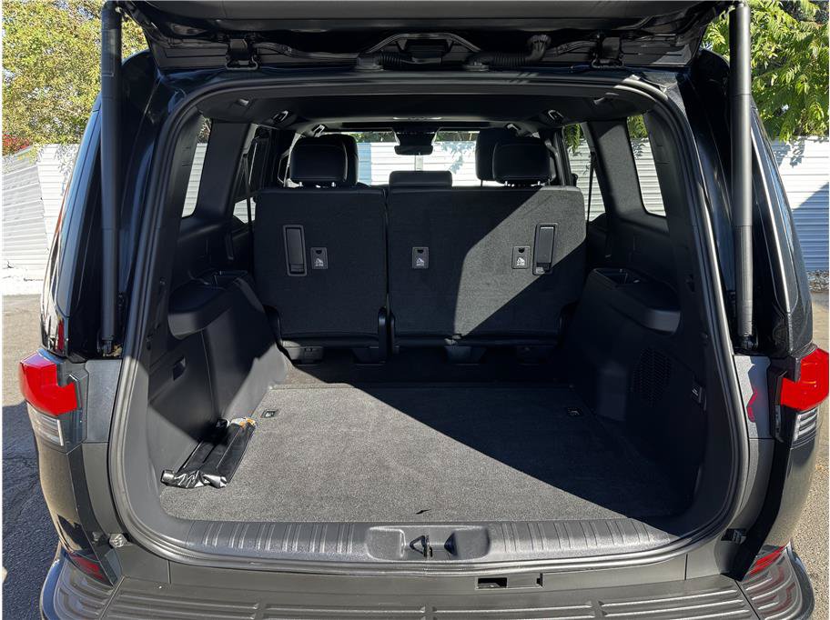Used 2024 Lexus GX 550 AWD/4WD image 31