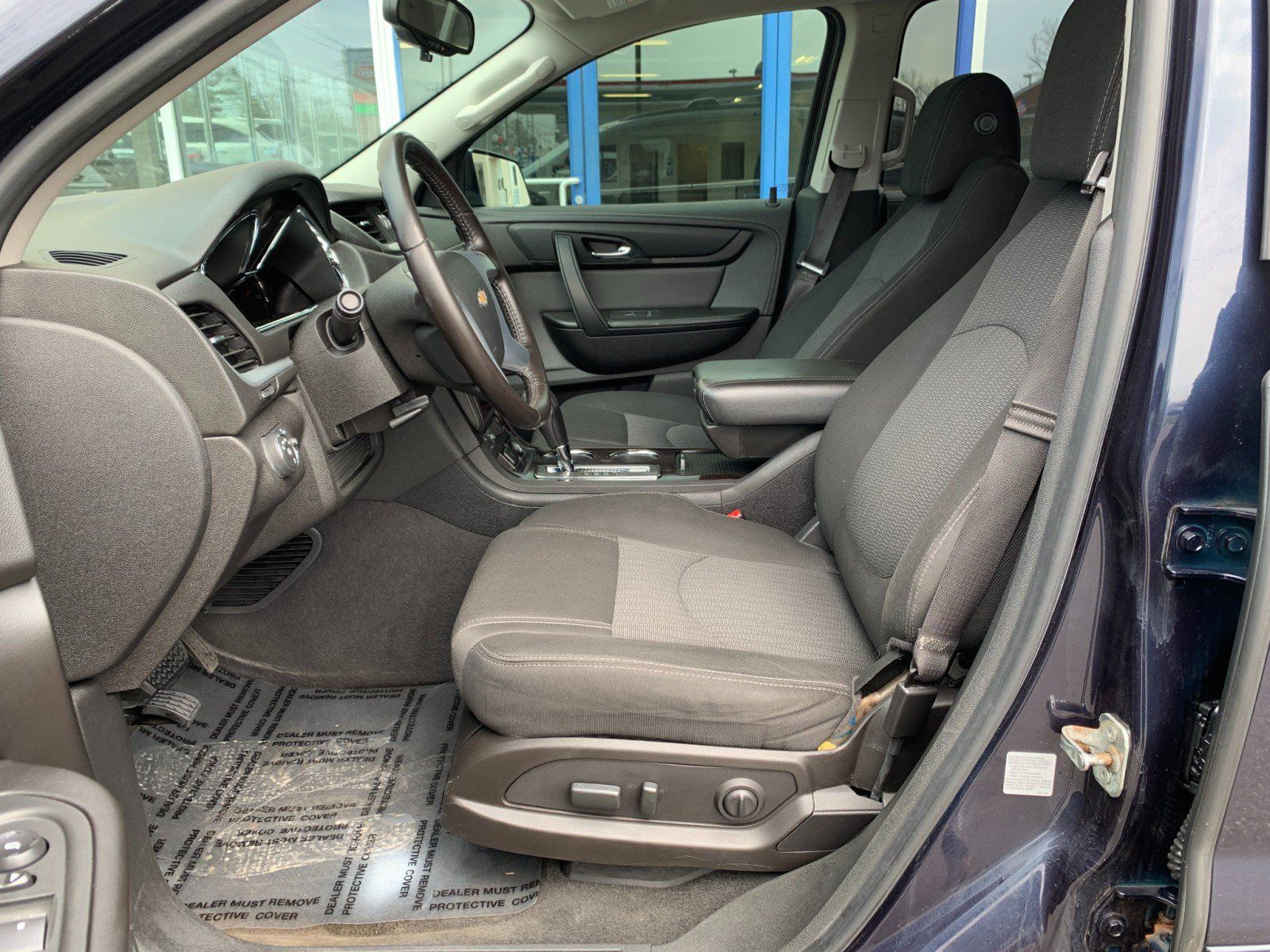 Used 2017 Chevrolet Traverse LT w/ Style and Technology Package AWD/4WD image 11