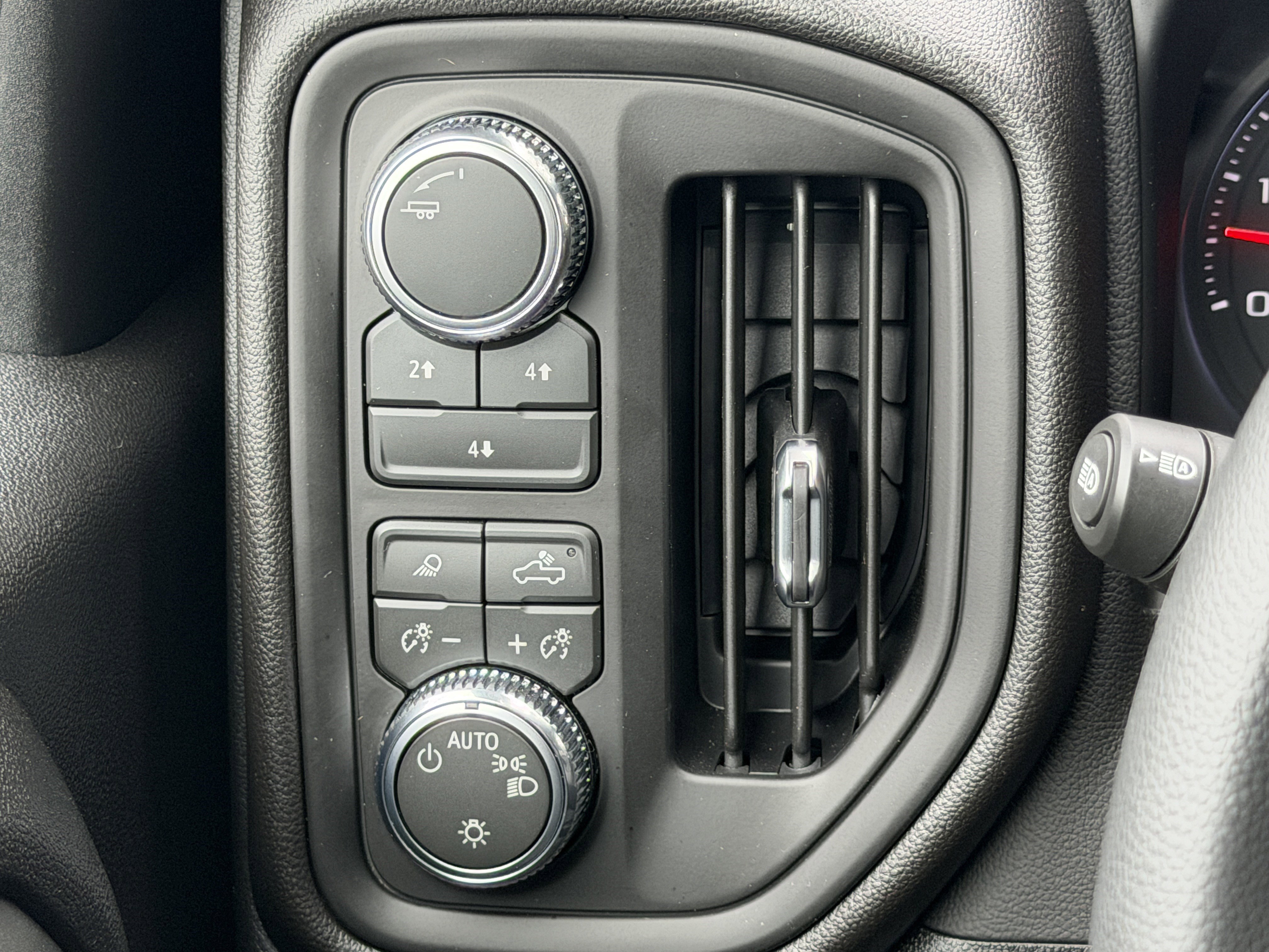 New 2026 GMC Sierra 2500 Pro w/ Convenience Package image 46