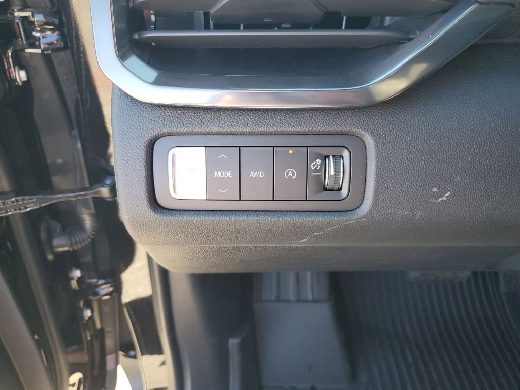 New 2026 GMC Acadia AT4 w/ Luxury Package image 34