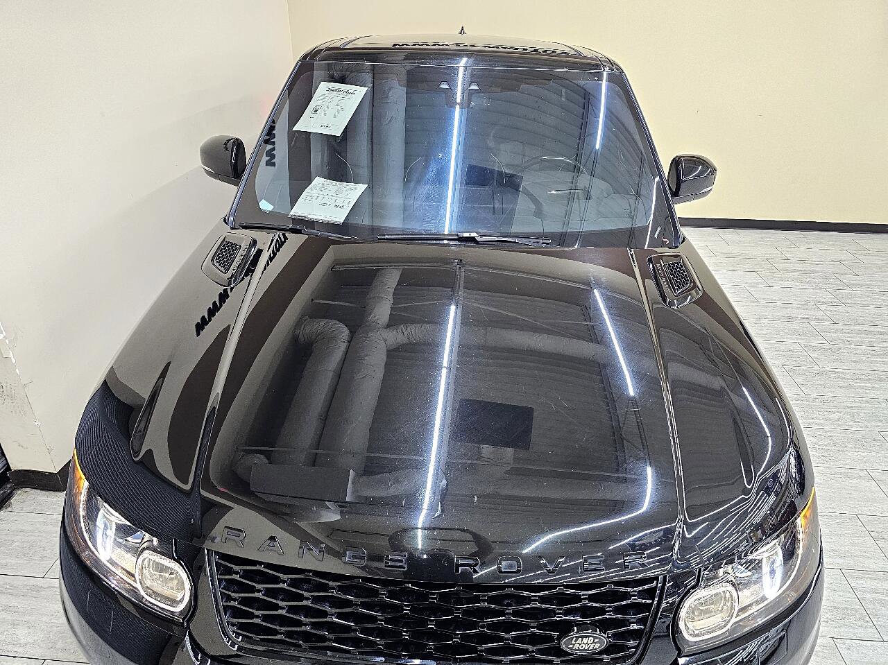 Used 2017 Land Rover Range Rover Sport SVR image 4