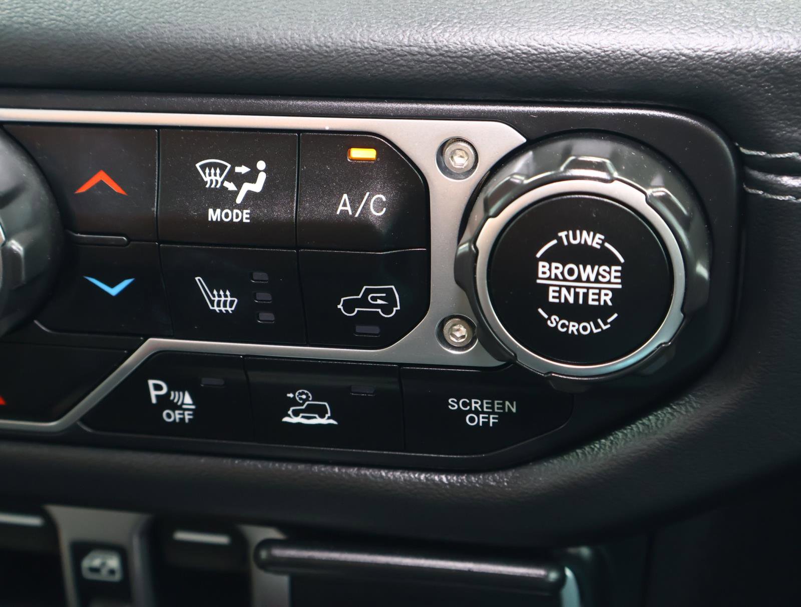 Used 2024 Jeep Wrangler Unlimited Rubicon image 31