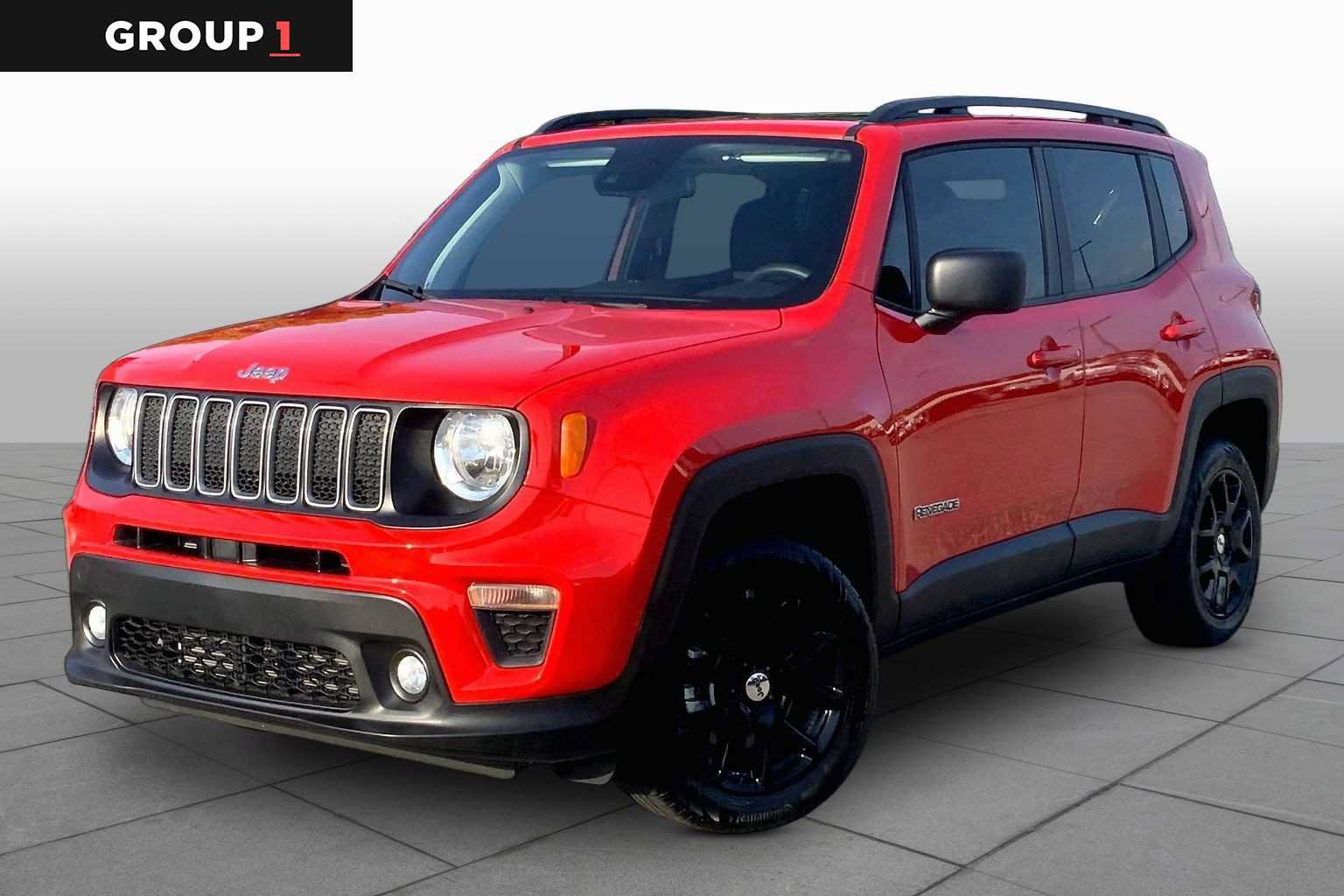 Used 2023 Jeep Renegade Latitude w/ Sun/Sound Group AWD/4WD image 1