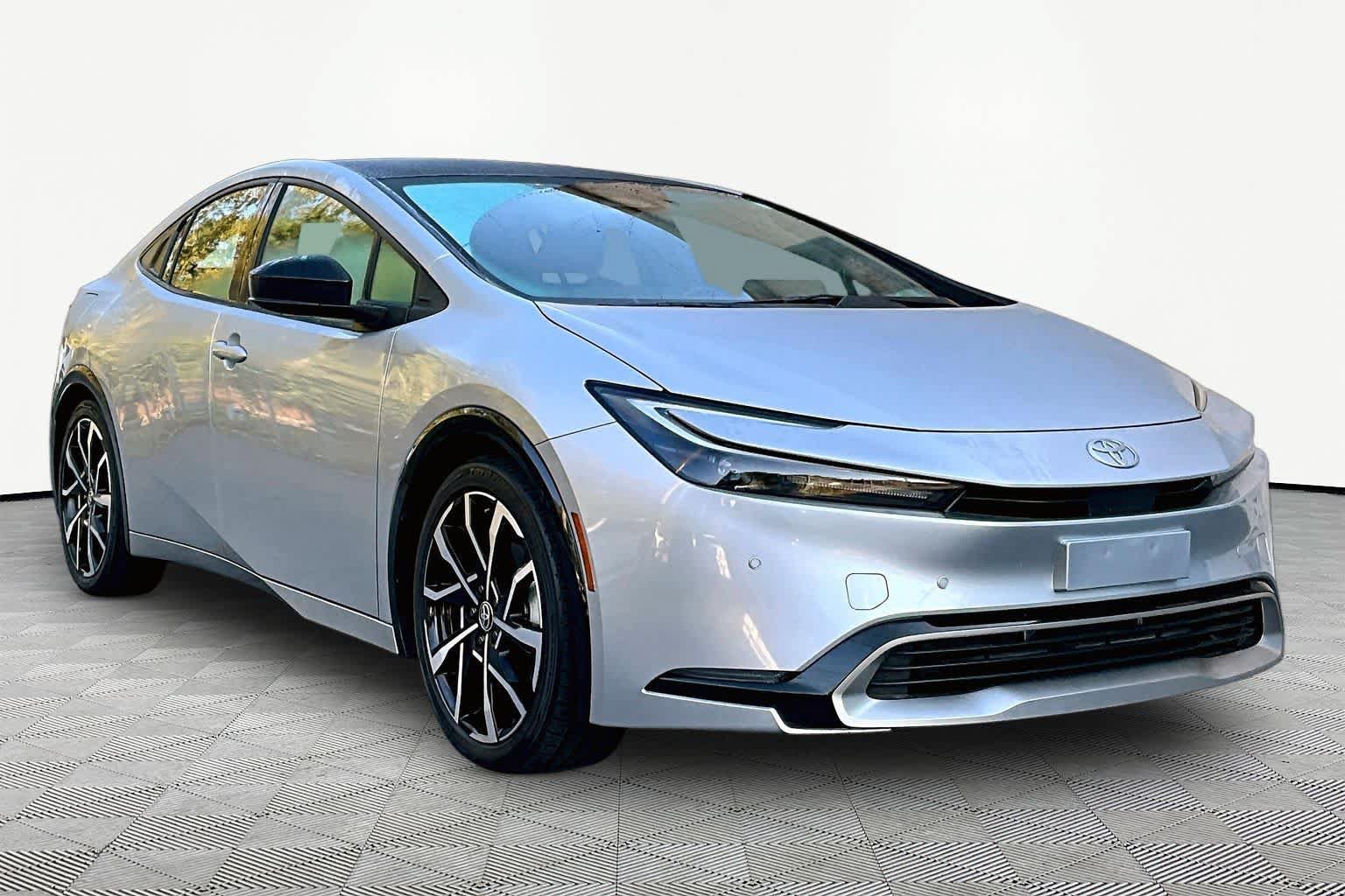Certified 2026 Toyota Prius Plug-In Hybrid FWD image 3