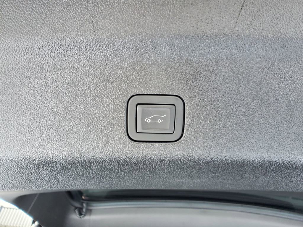 Certified 2025 Cadillac Escalade Sport image 51