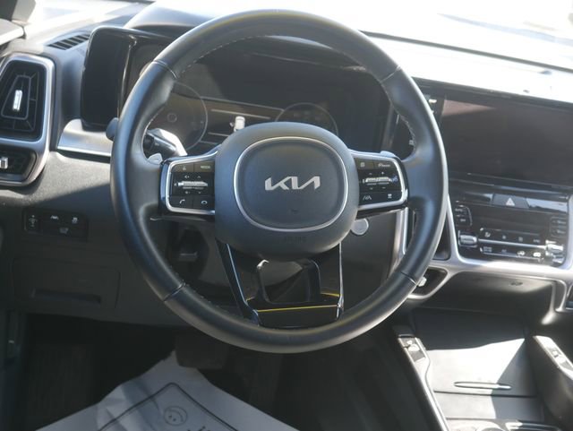 Used 2023 Kia Sorento EX AWD/4WD image 47