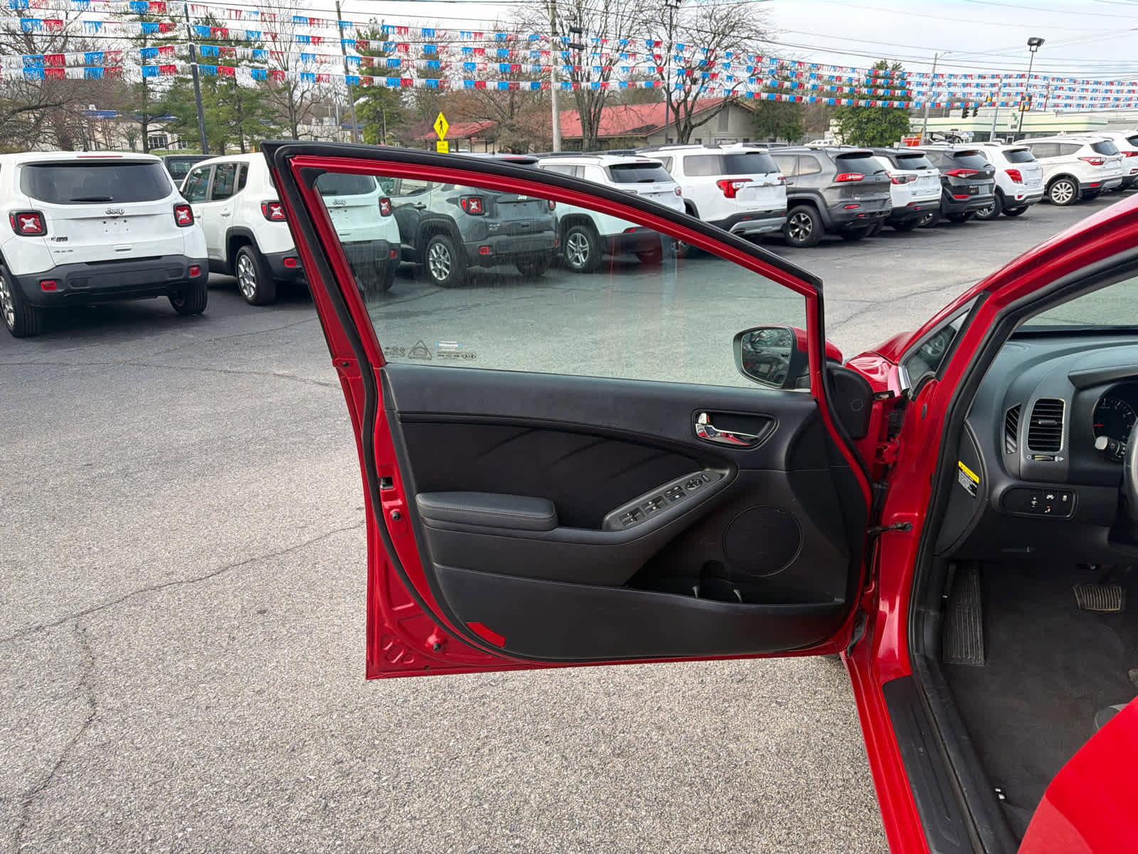 Used 2017 Kia Forte S w/ S Technology Package image 15