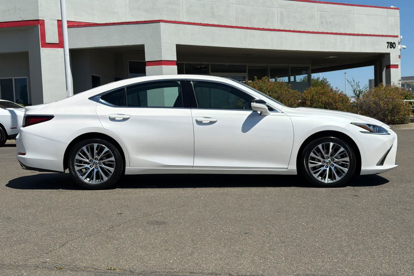 Used 2019 Lexus ES 350 w/ Premium Package FWD image 6