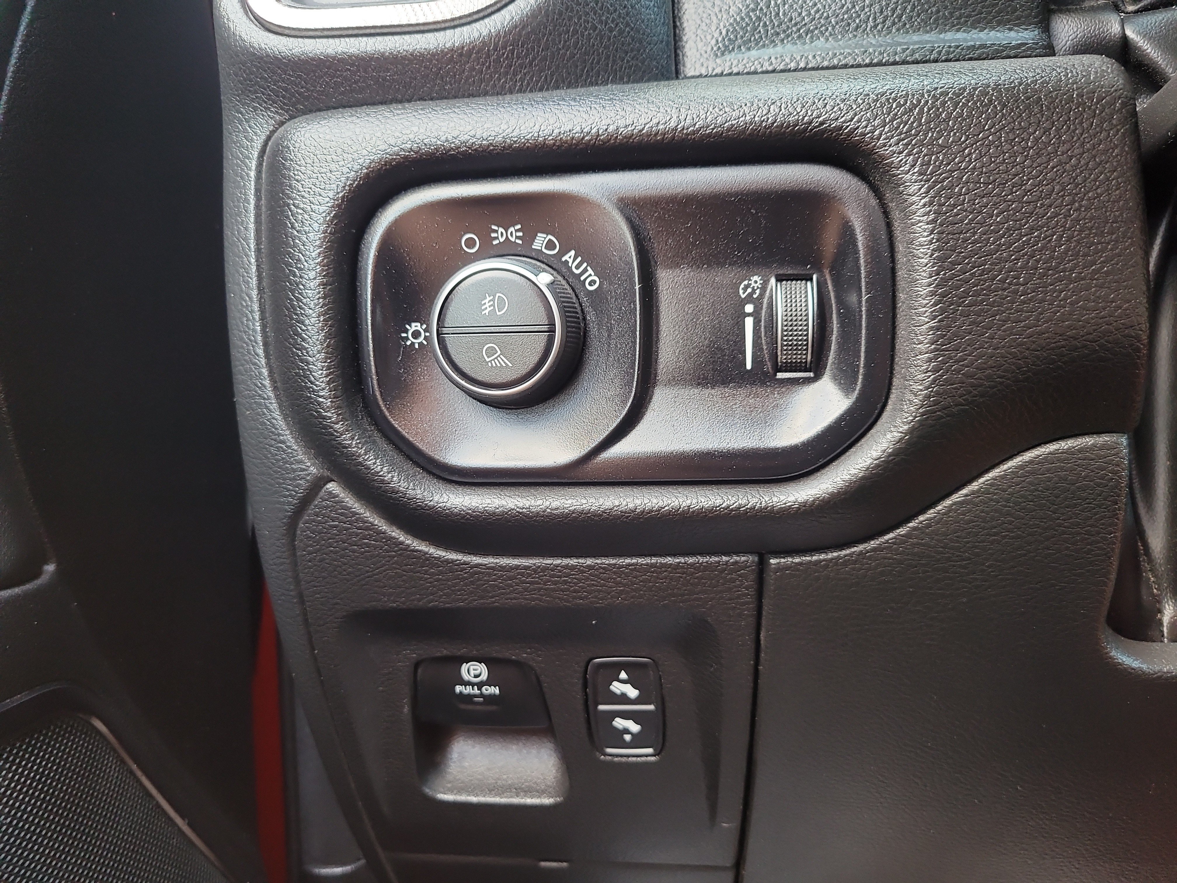 Used 2024 RAM 1500 Rebel w/ Rebel Level 2 Equipment Group AWD/4WD image 32
