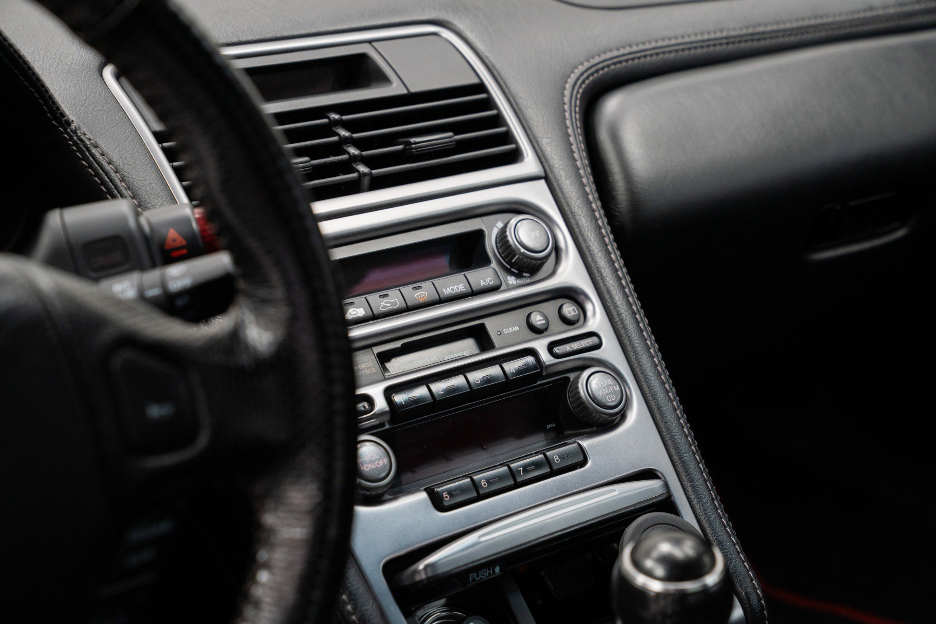 Used 2005 Acura NSX T image 28