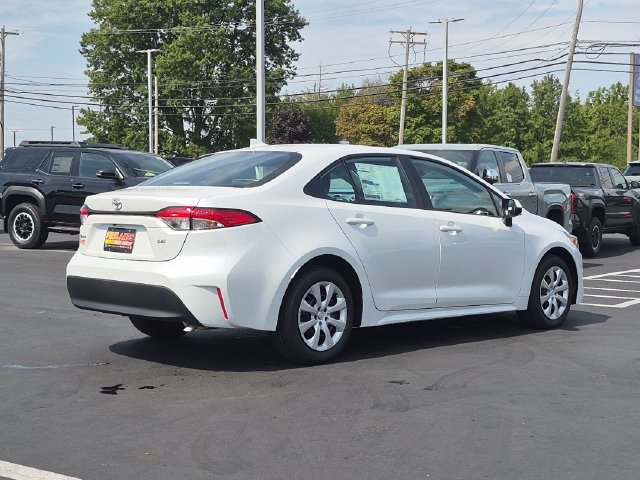 New 2026 Toyota Corolla LE FWD image 3