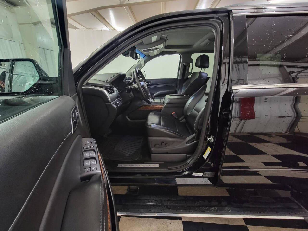 Used 2017 Chevrolet Tahoe Premier image 12