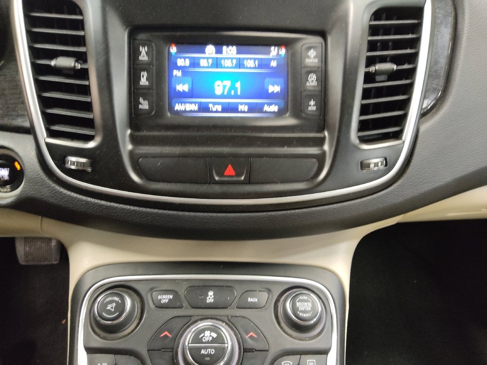 Used 2015 Chrysler 200 C FWD image 25