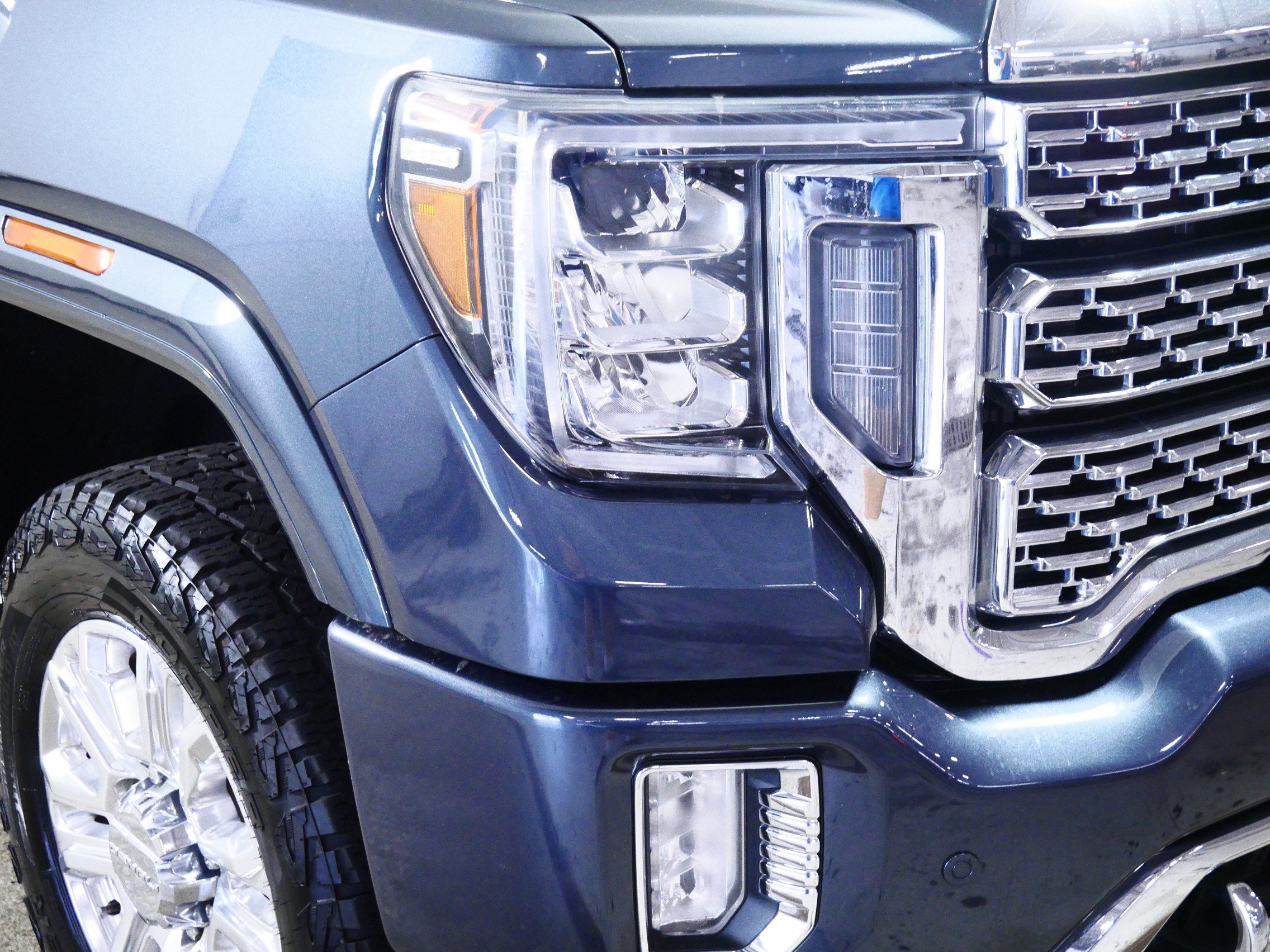 Used 2020 GMC Sierra 2500 Denali w/ Denali Ultimate Package AWD/4WD image 16