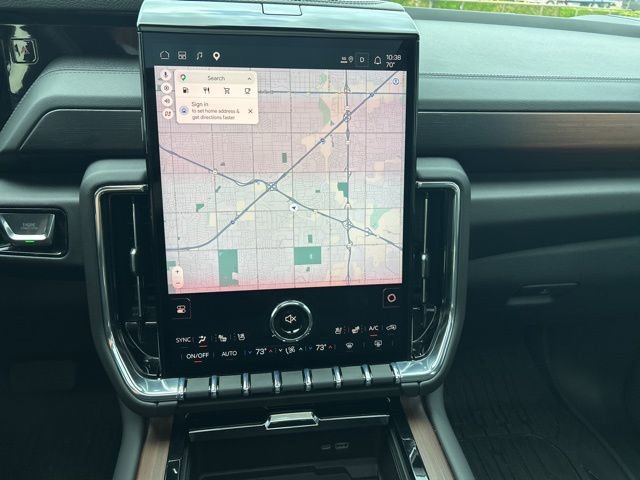 Used 2026 GMC Yukon Denali w/ Denali Reserve Package image 18