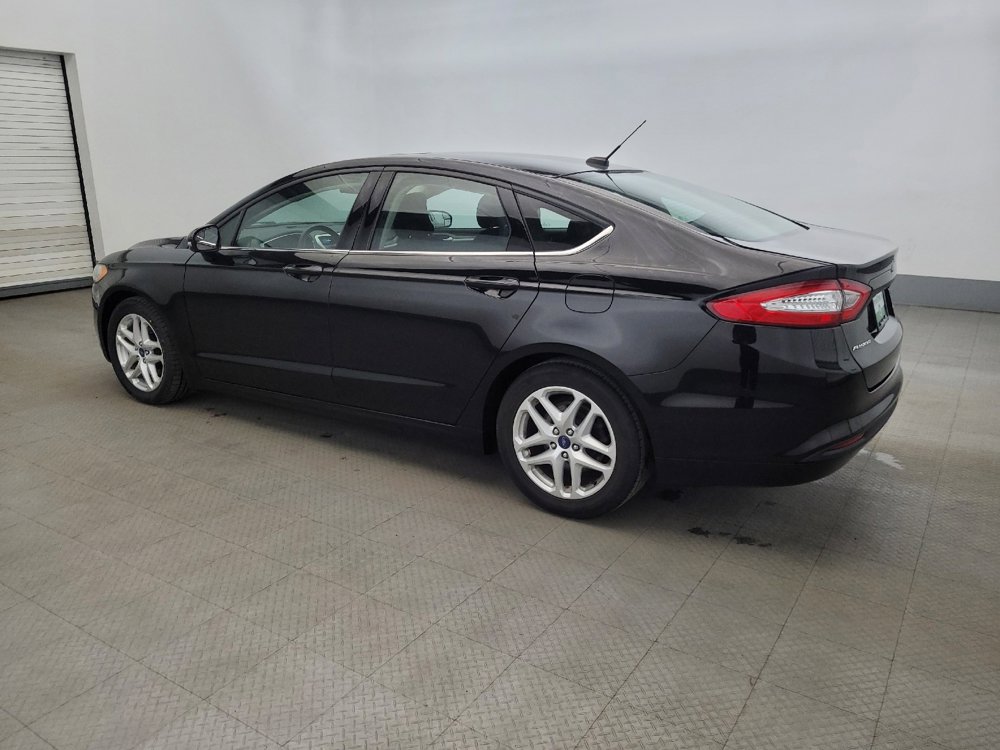 Used 2016 Ford Fusion SE image 3