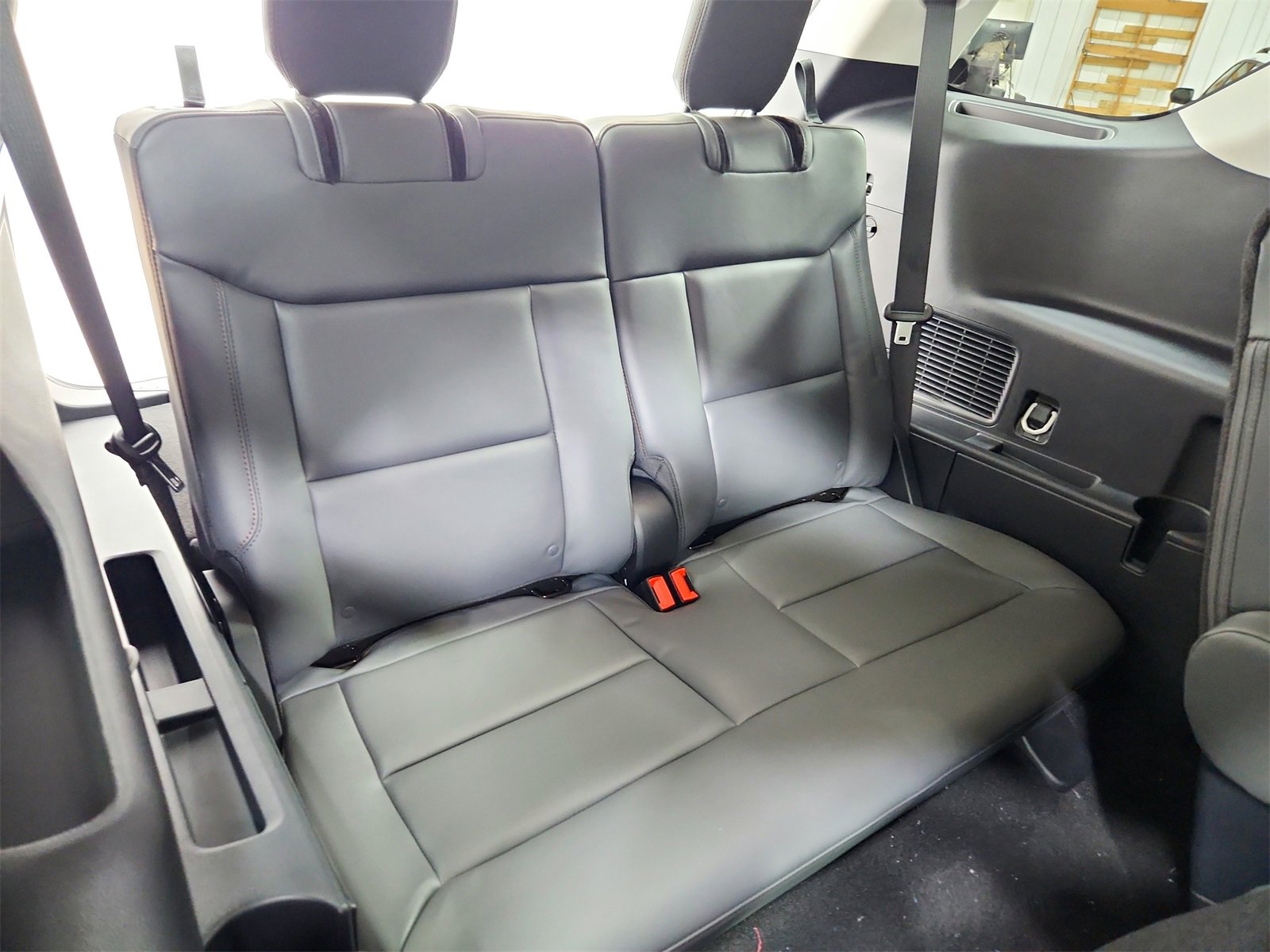 New 2026 Ford Explorer Active image 40