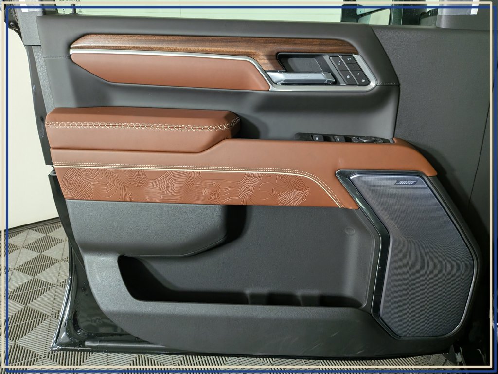 New 2026 GMC Sierra 3500 Denali Ultimate AWD/4WD image 13