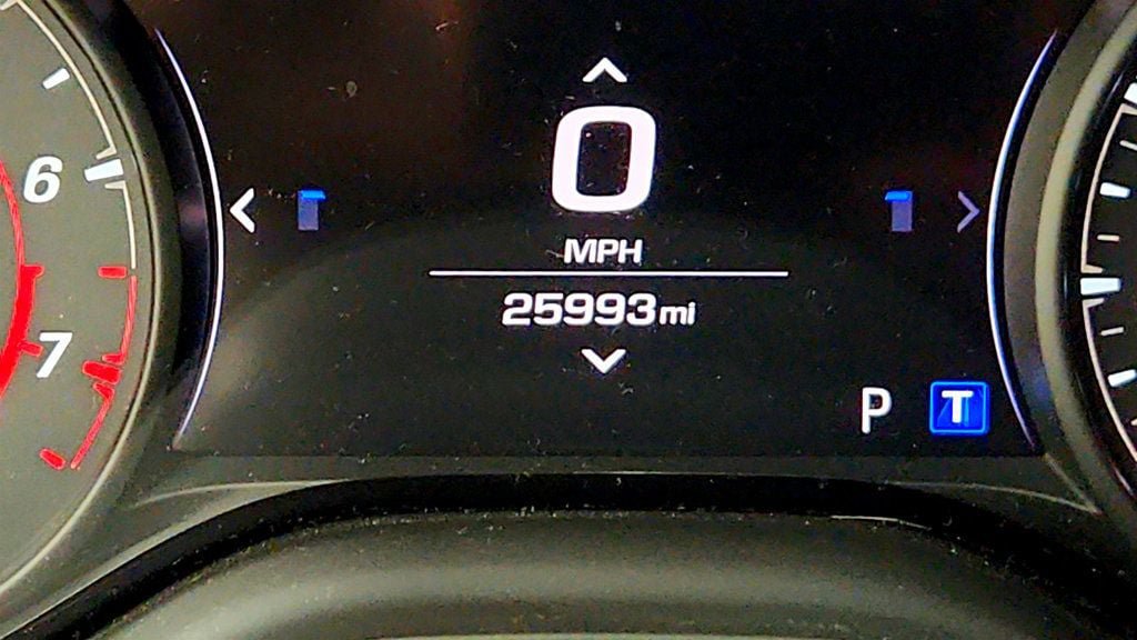 Used 2021 Chevrolet Camaro SS RWD image 15