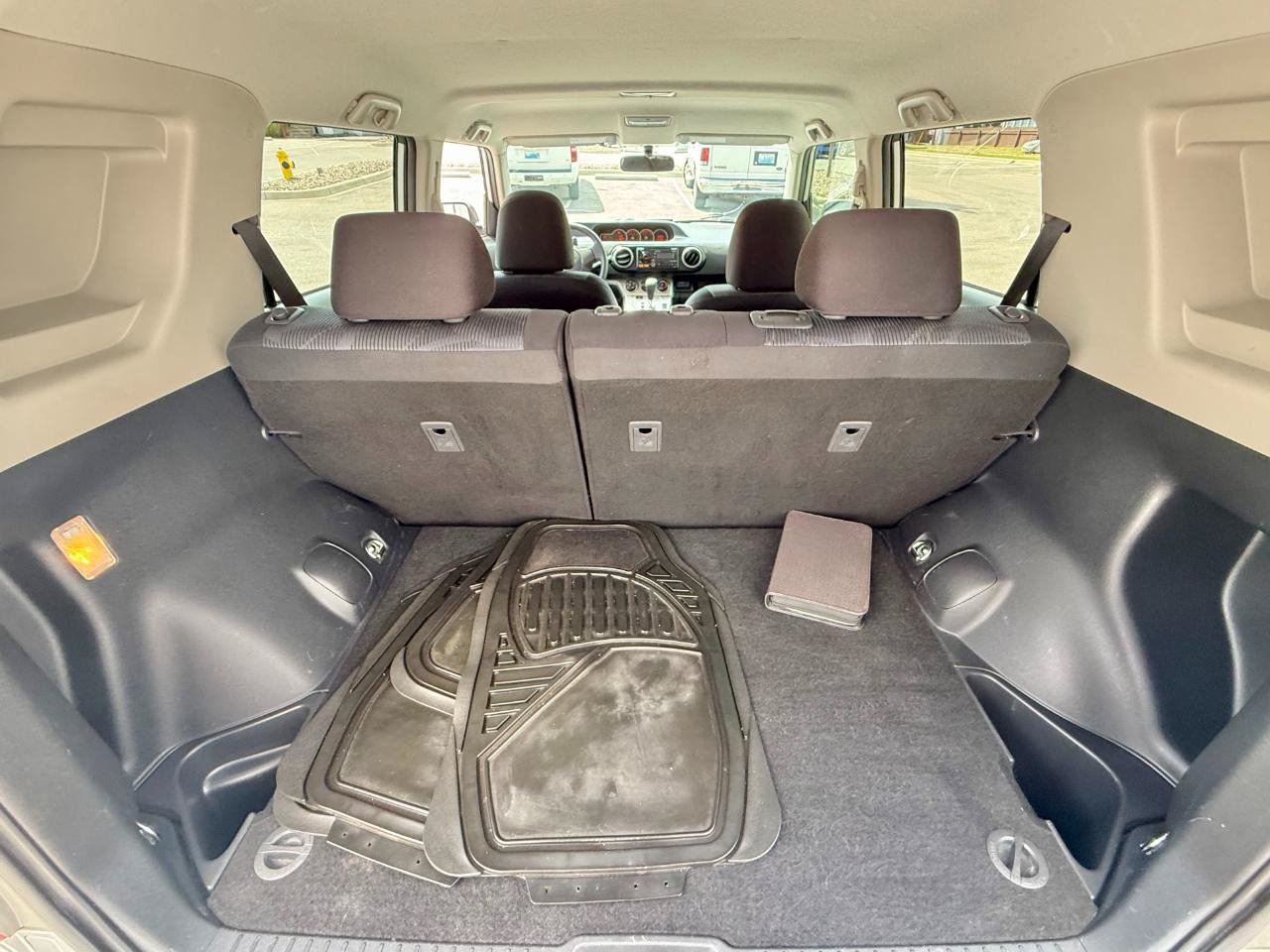 Used 2012 Scion xB FWD image 14