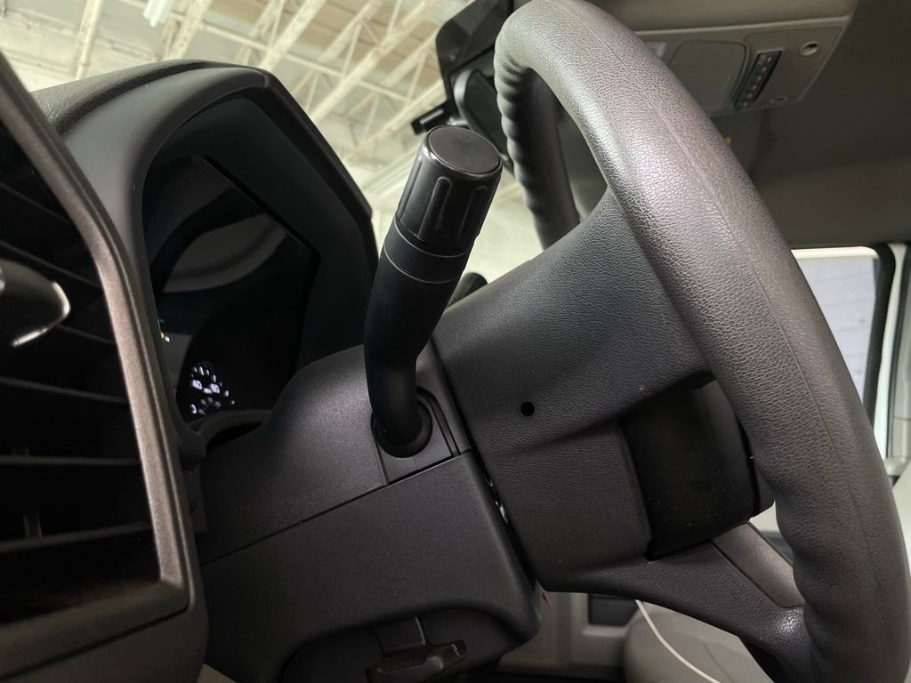 Used 2022 Ford F350 XL w/ Power Equipment Group AWD/4WD image 31