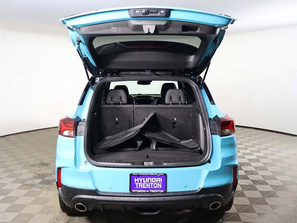 Used 2021 Chevrolet TrailBlazer RS w/ Convenience Package image 15