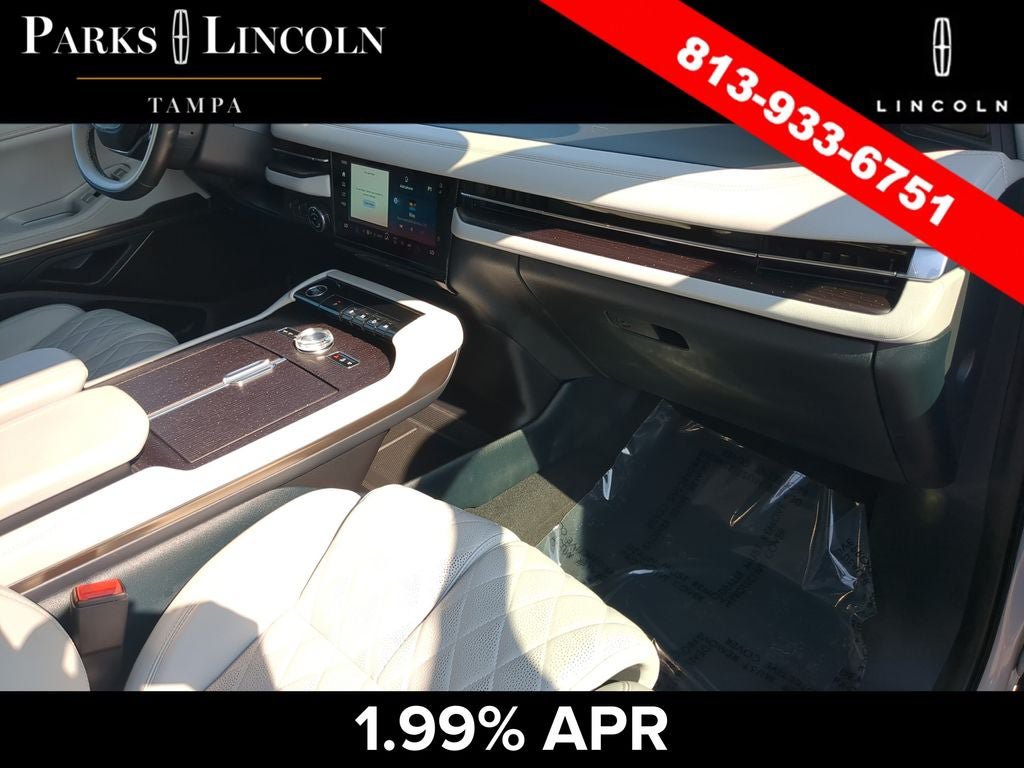Certified 2025 Lincoln Navigator L Black Label w/ Black Label Special Edition AWD/4WD image 10