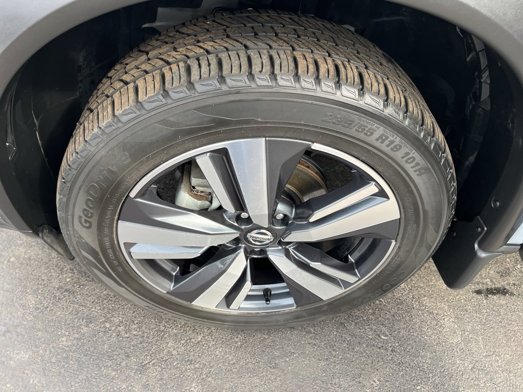 Used 2021 Nissan Rogue SL w/ Premium Package image 39