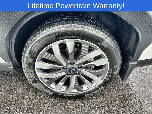 New 2025 Subaru Forester Touring AWD/4WD image 17