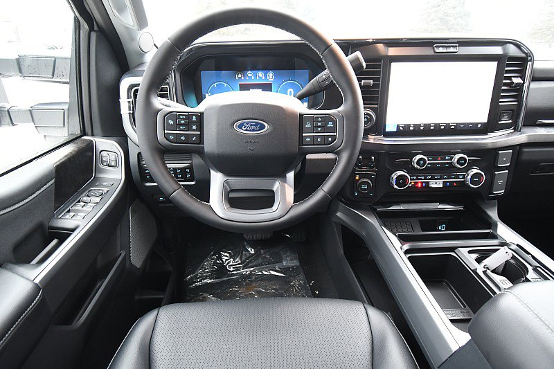 New 2025 Ford F250 Lariat w/ Lariat Ultimate Package image 10