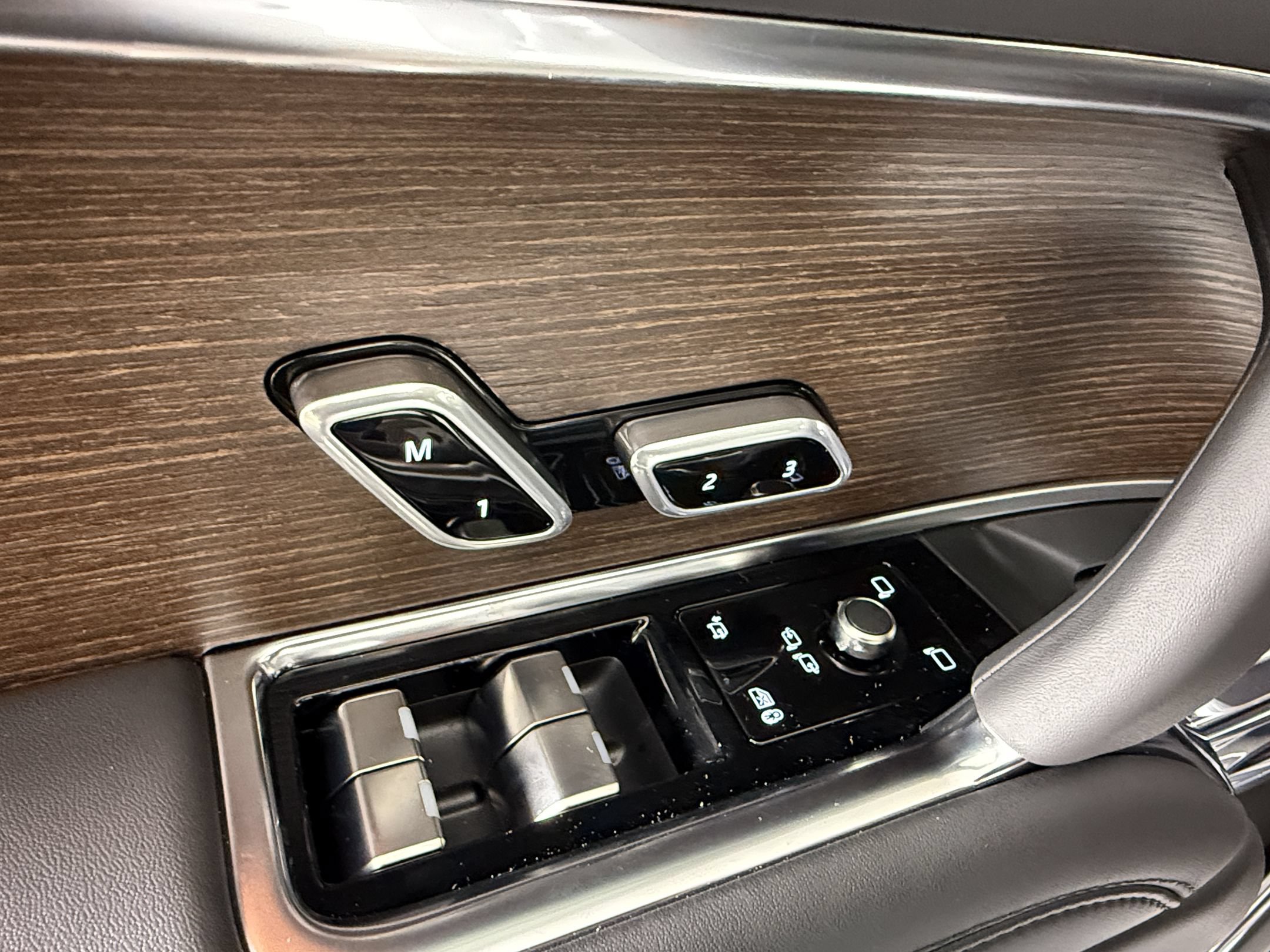 New 2027 Land Rover Range Rover SE AWD/4WD image 11