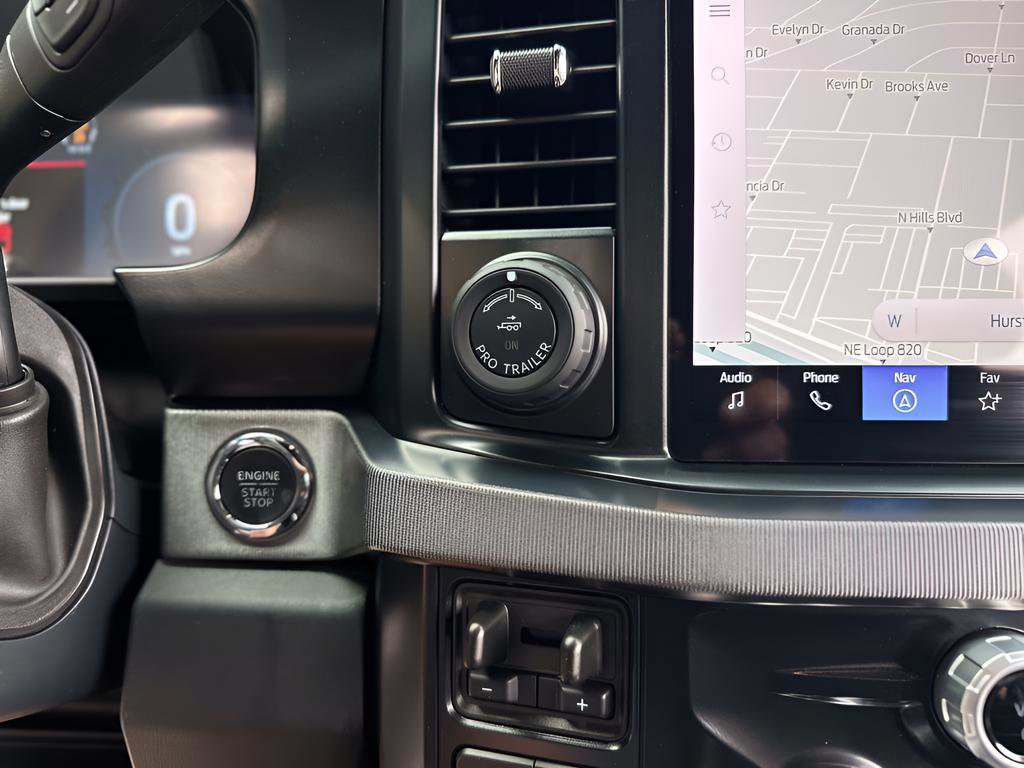 Used 2025 Ford F250 Platinum w/ FX4 Off-Road Package image 15