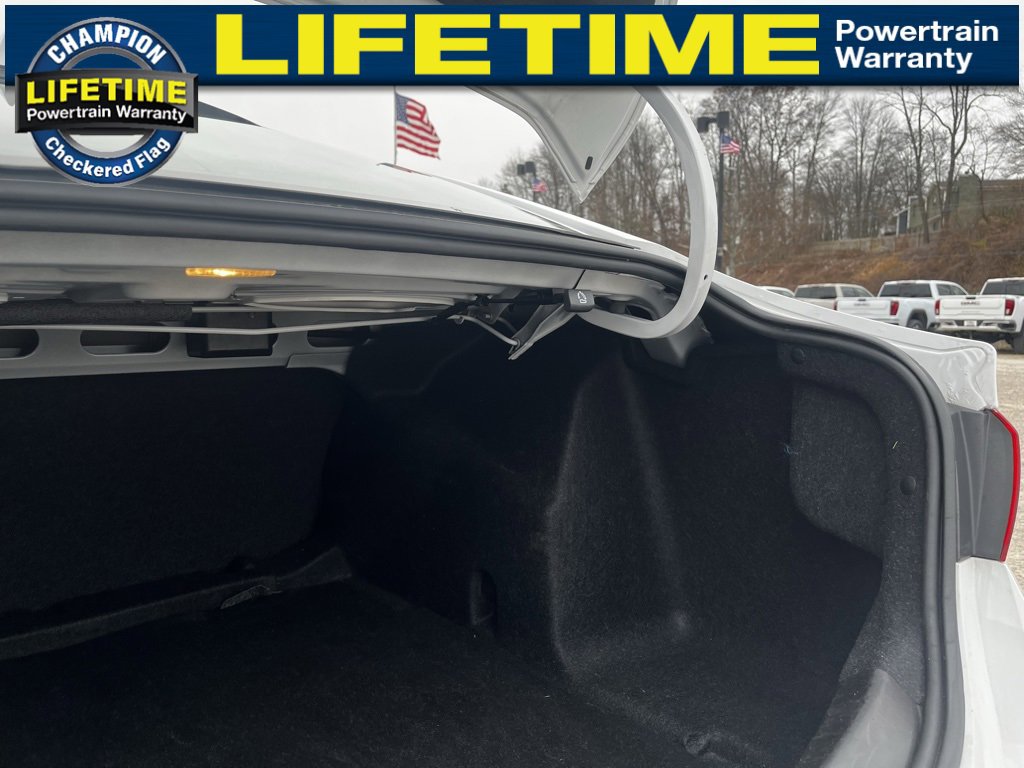 Used 2023 Chevrolet Malibu LT image 12