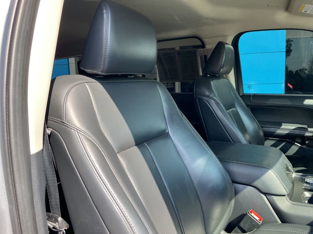 Used 2022 Ford Expedition Max XLT AWD/4WD image 27