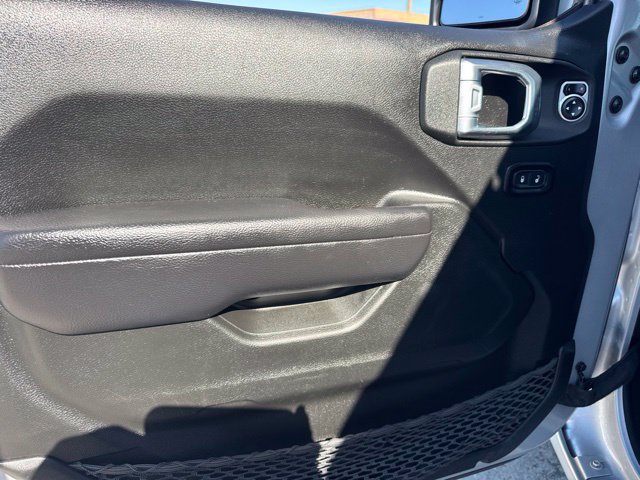 Used 2024 Jeep Wrangler Unlimited AWD/4WD image 13