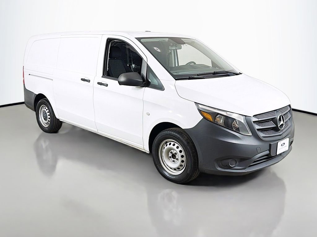 Used 2022 Mercedes-Benz Metris image 28