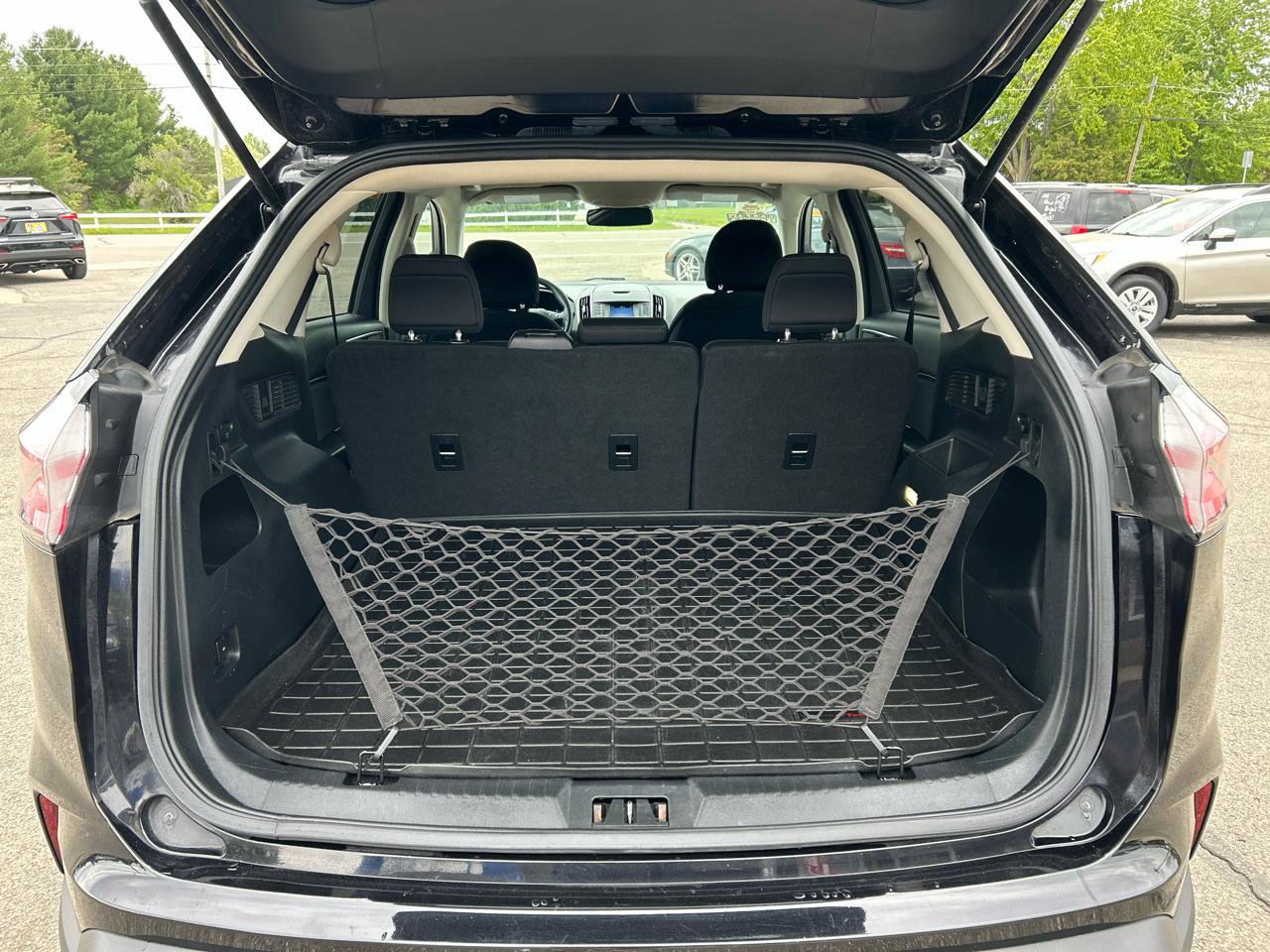 Used 2019 Ford Edge SE AWD/4WD image 21