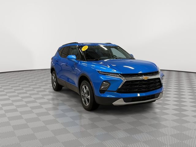 Certified 2024 Chevrolet Blazer LT w/ Convenience Package FWD image 2