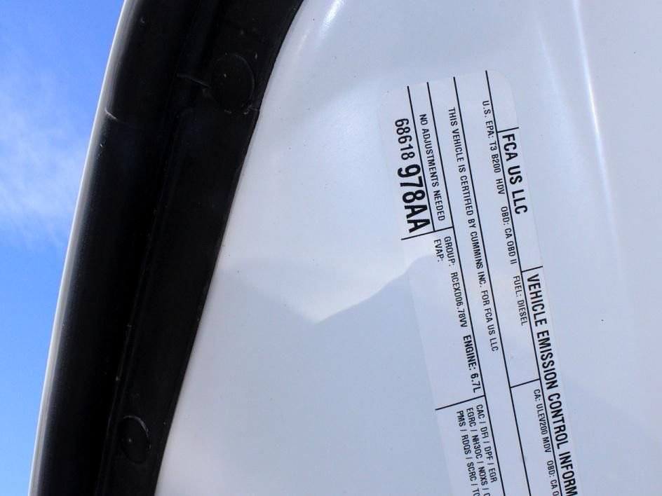 Used 2024 RAM 2500 Tradesman w/ Chrome Appearance Group image 33