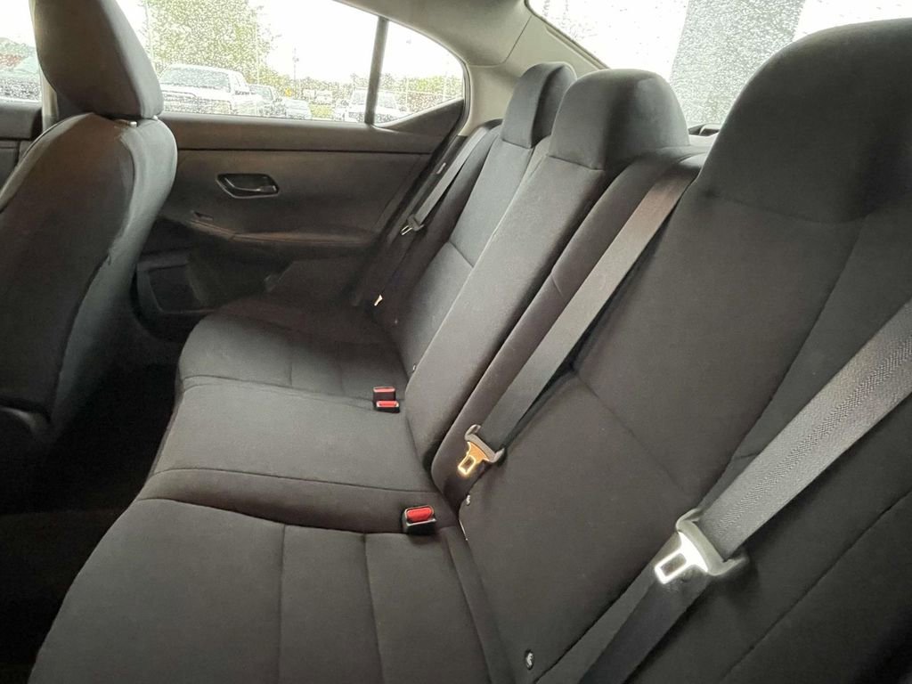 Used 2025 Nissan Sentra S image 11