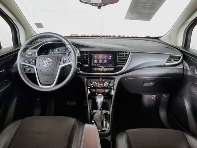 Used 2021 Buick Encore Preferred AWD/4WD image 23