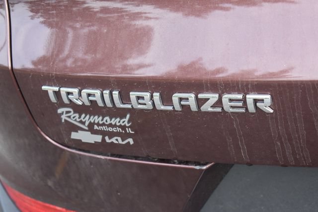 Used 2022 Chevrolet TrailBlazer LT w/ Convenience Package FWD image 13