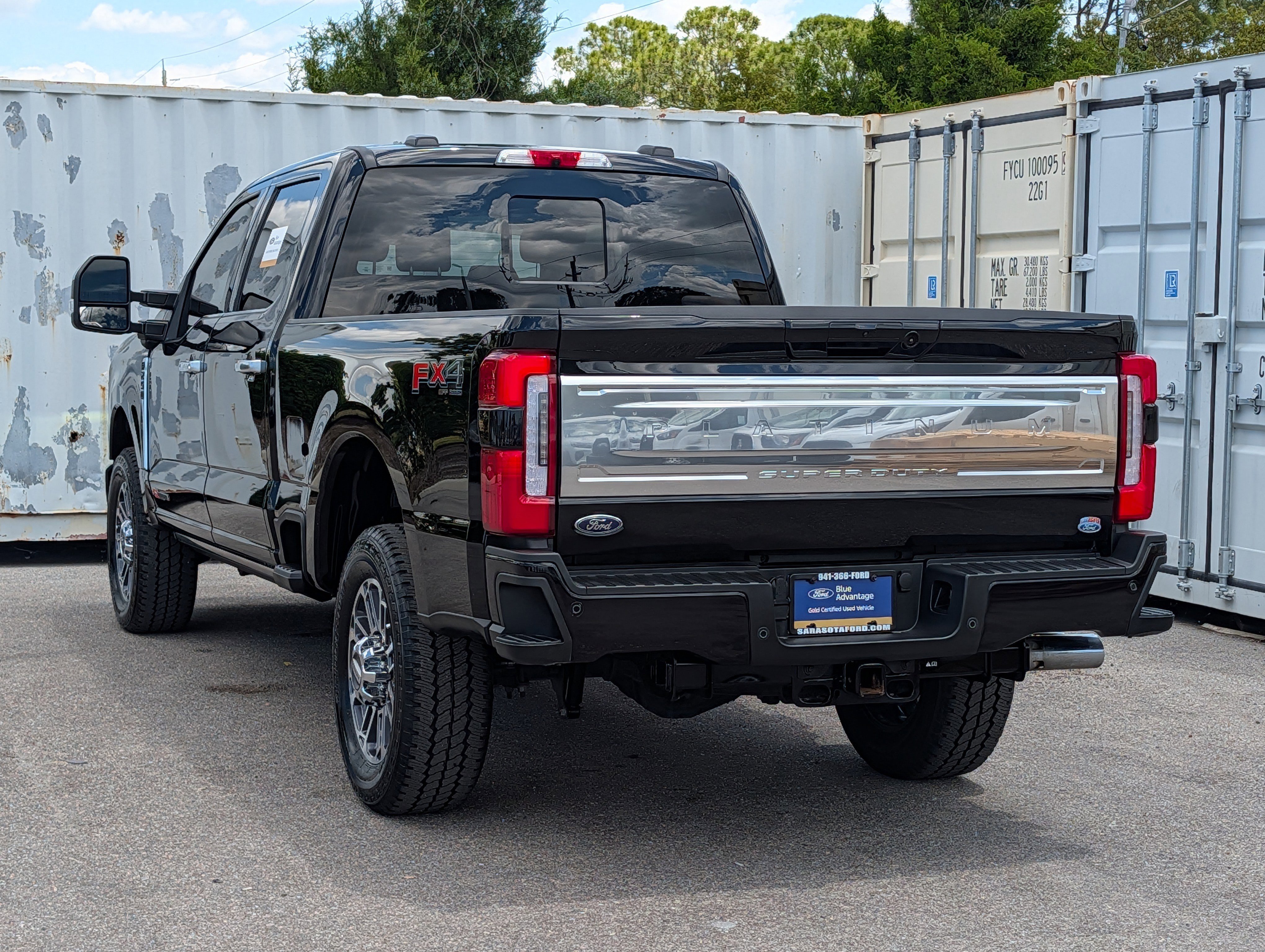Used 2025 Ford F250 Platinum w/ Platinum Plus Package AWD/4WD image 6