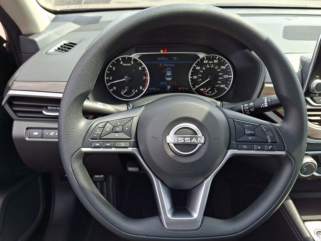 Certified 2023 Nissan Altima 2.5 SV FWD image 17