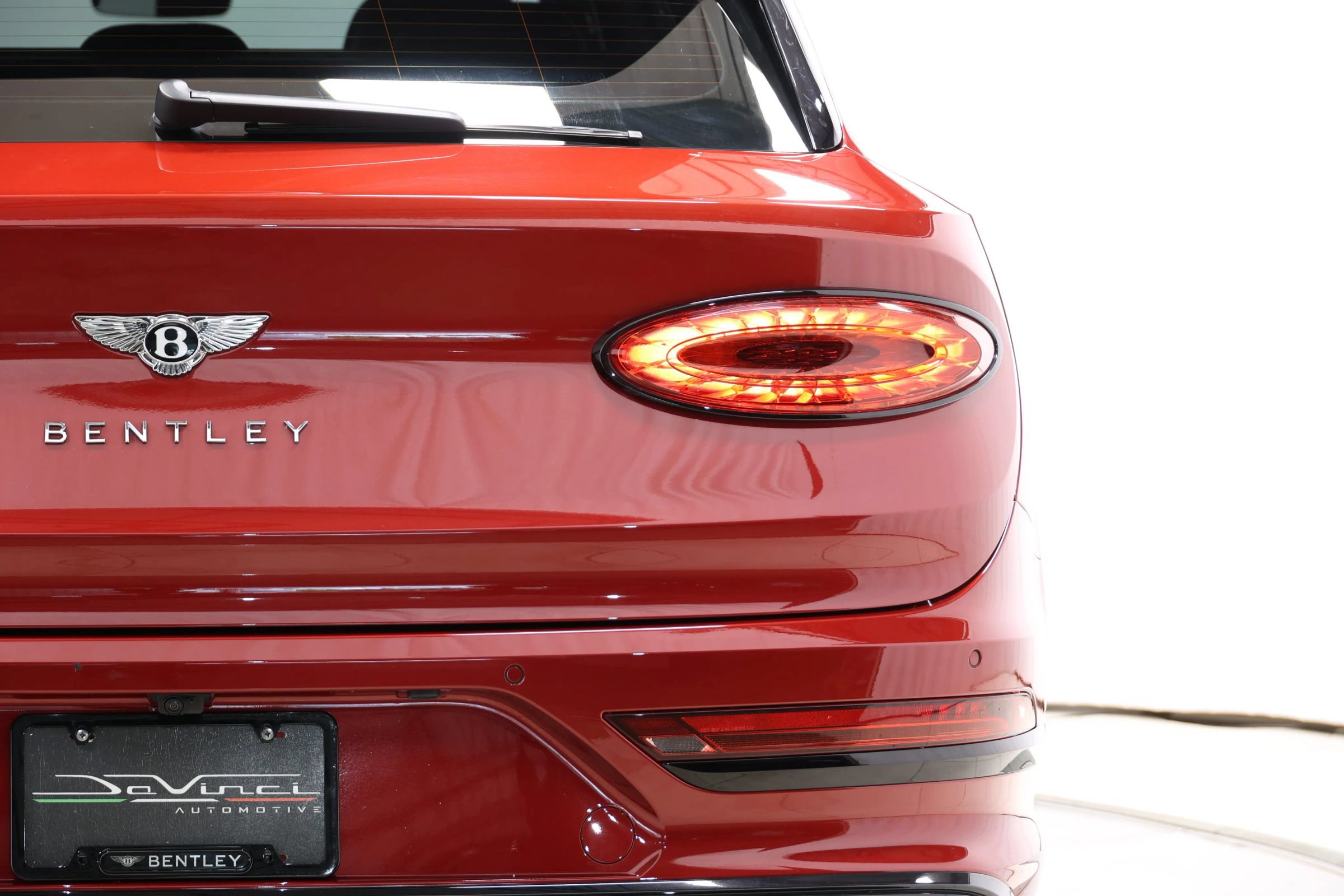 Used 2022 Bentley Bentayga AWD/4WD image 77