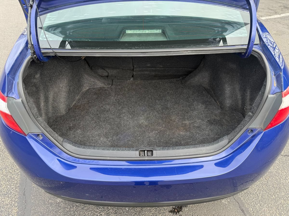 Used 2014 Toyota Corolla S FWD image 38