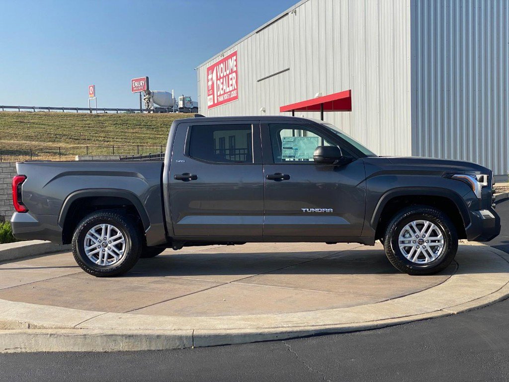 New 2024 Toyota Tundra SR5 image 2
