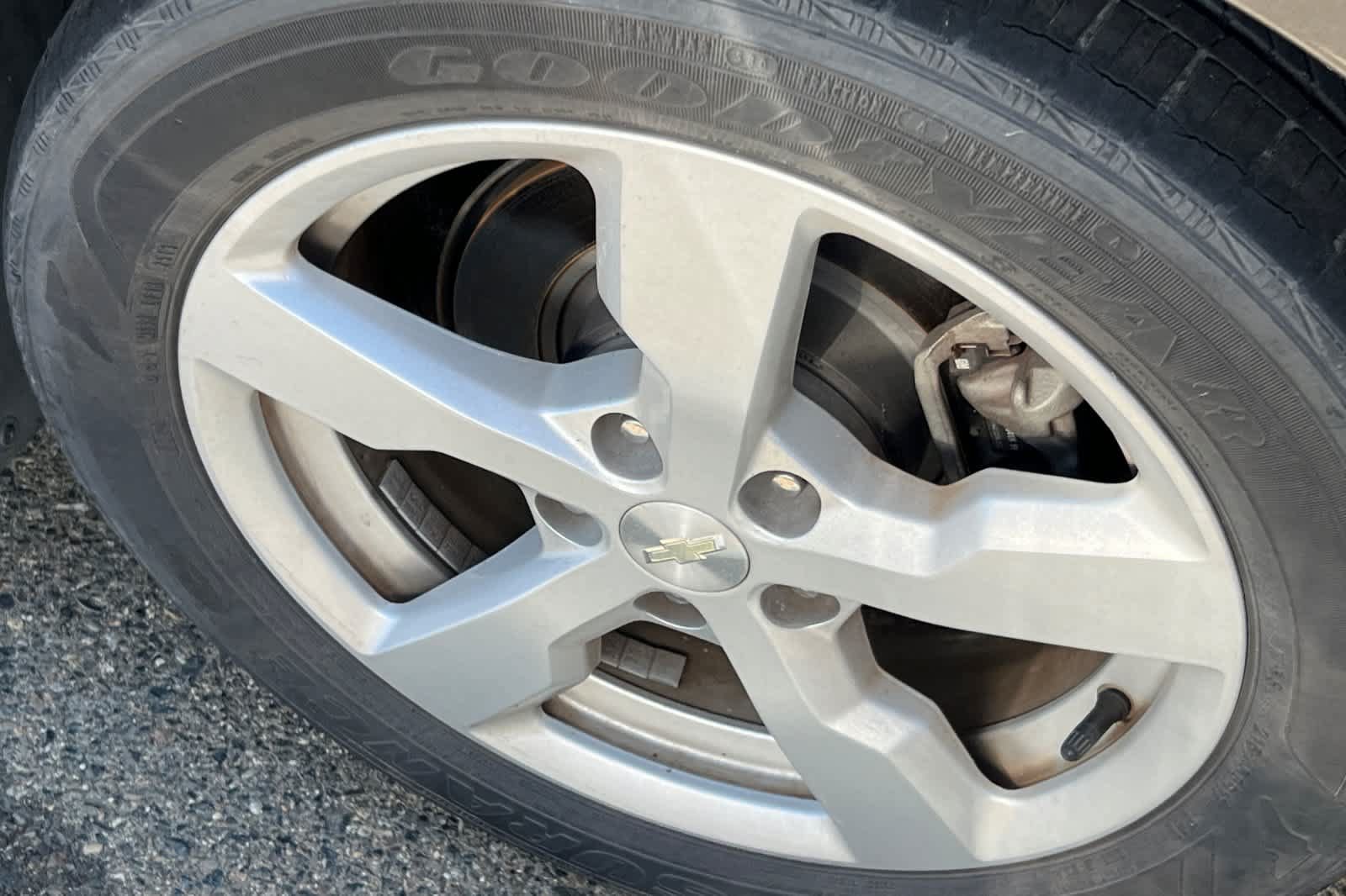 Used 2014 Chevrolet Volt Premium w/ Premium Trim Package FWD image 22