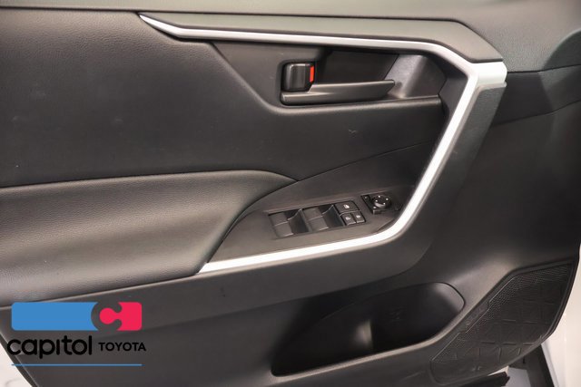 Certified 2024 Toyota RAV4 LE AWD/4WD image 10