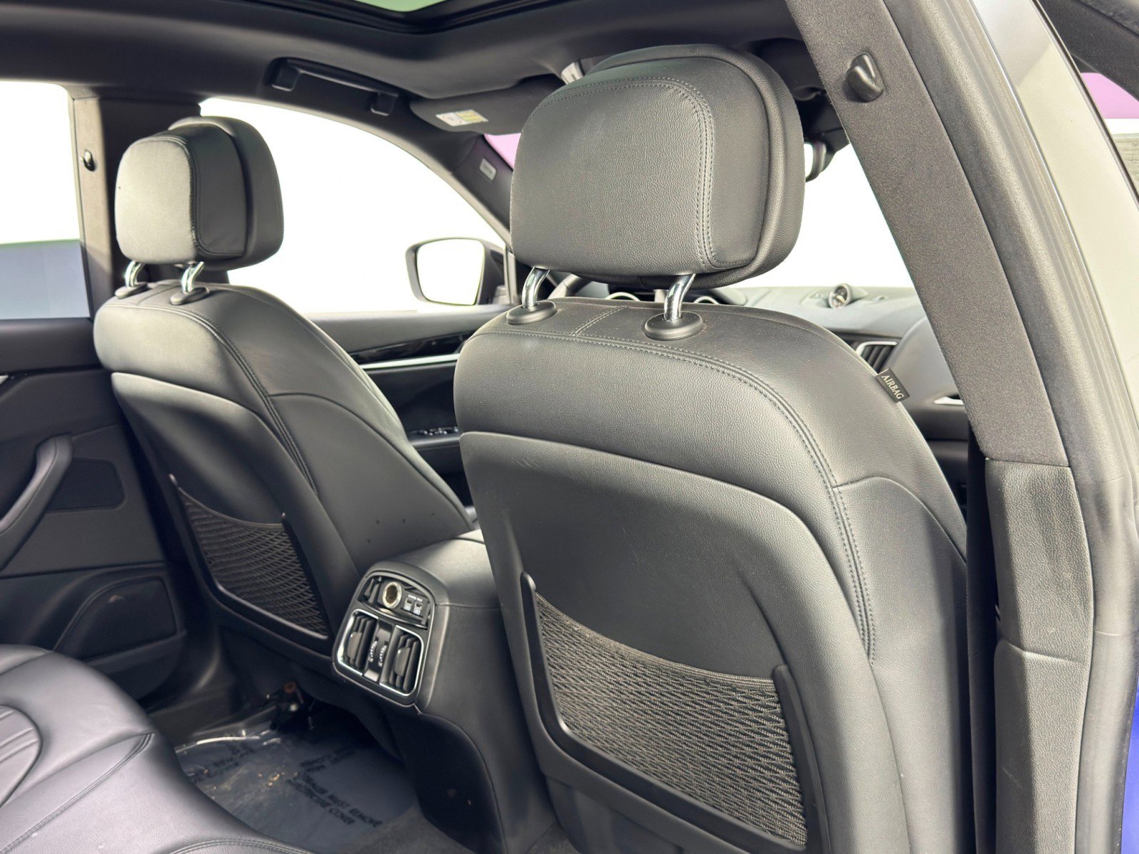 Used 2019 Maserati Levante image 36